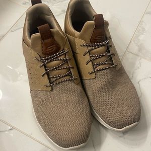 Men’s sketchers size 11.5